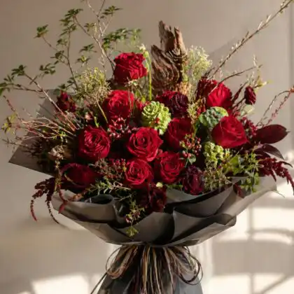 flower bouquet red roses