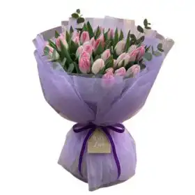 Tulle-Wrapped Tulip Bouquet