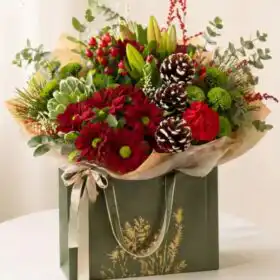 Unique Christmas flower arrangements